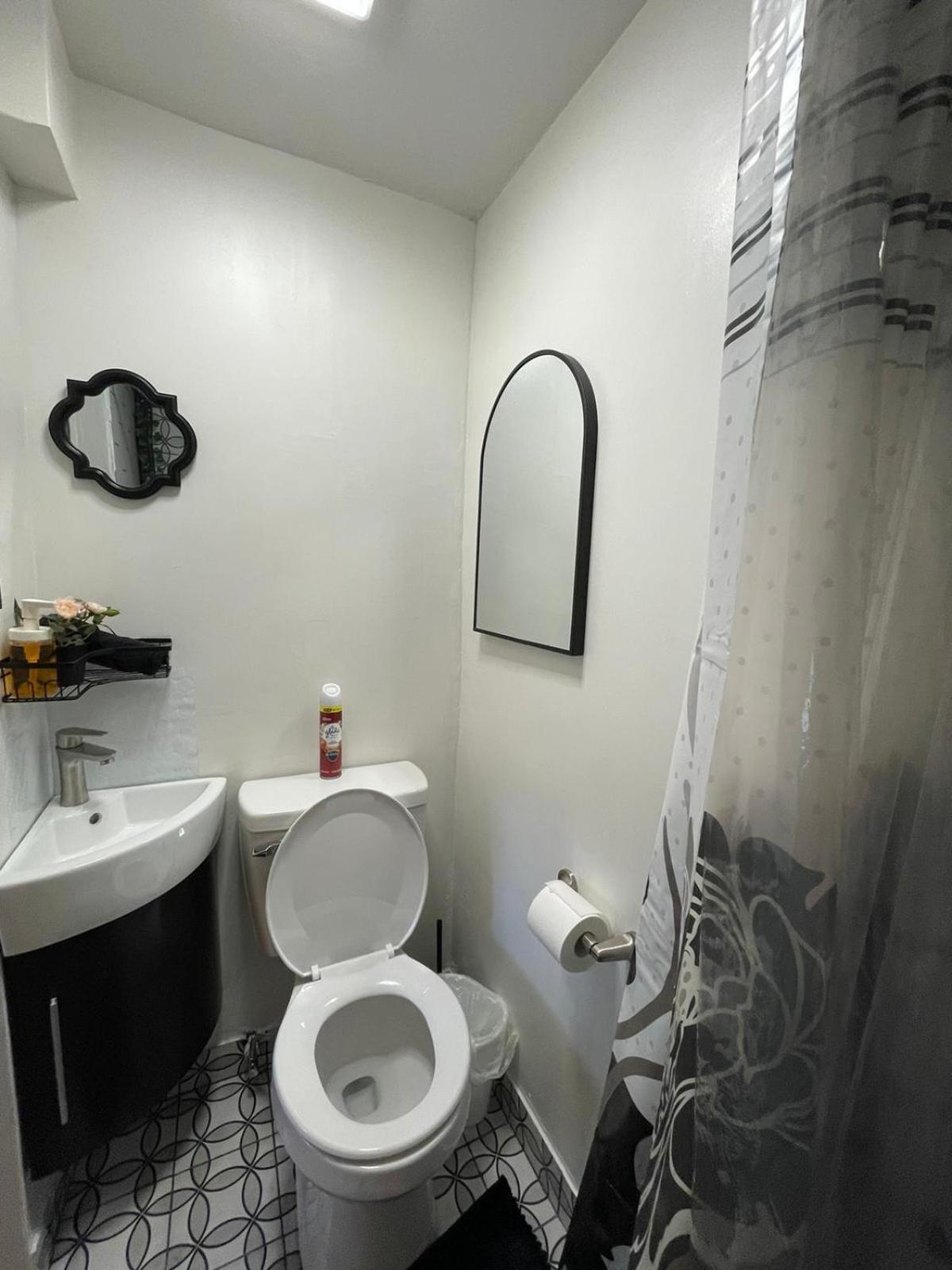 Petite Guesthouse With Kitchenette And Private Bathroom Lake Isabella Extérieur photo