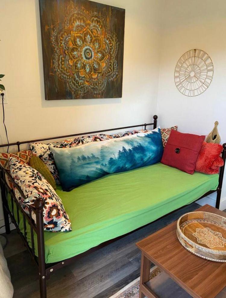 Petite Guesthouse With Kitchenette And Private Bathroom Lake Isabella Extérieur photo