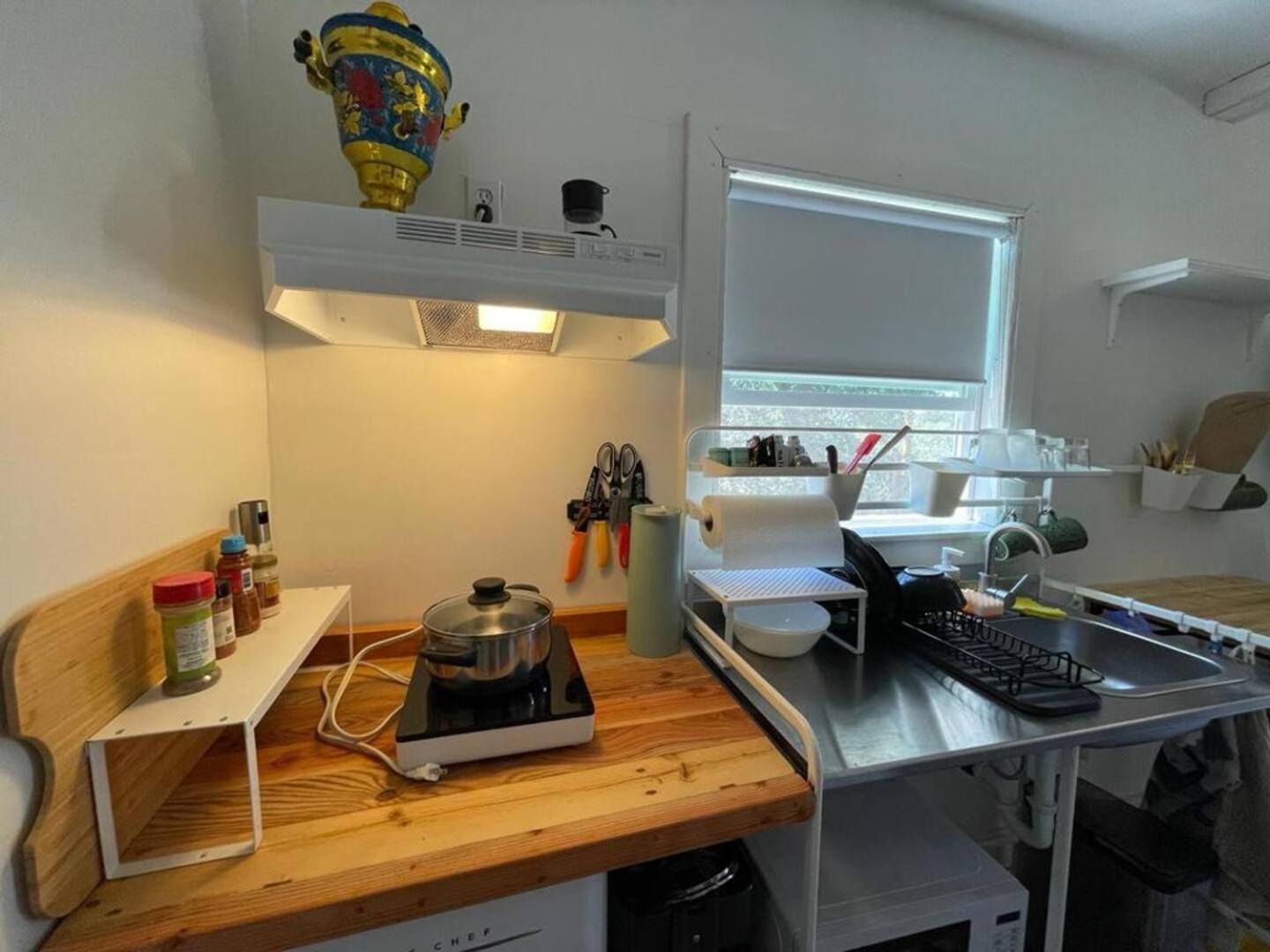 Petite Guesthouse With Kitchenette And Private Bathroom Lake Isabella Extérieur photo